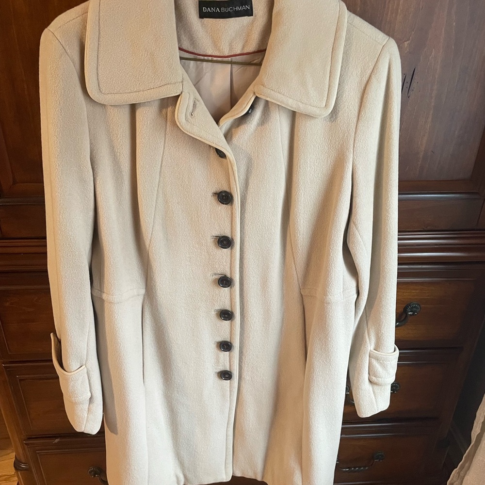 Dana Buchman Ivory/Cream Button Front Long Wool-Blend Coat – Size 12